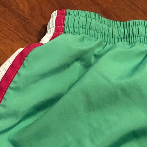 Nike Dri Fit Shorts. Size LG. Like new! - Picture 9 of 15